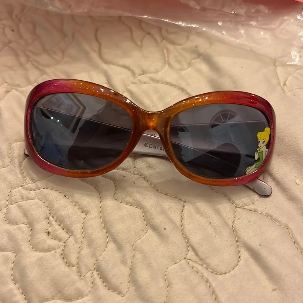 Little girls sunglasses Disney Tinker Bell have some flaws multi color used